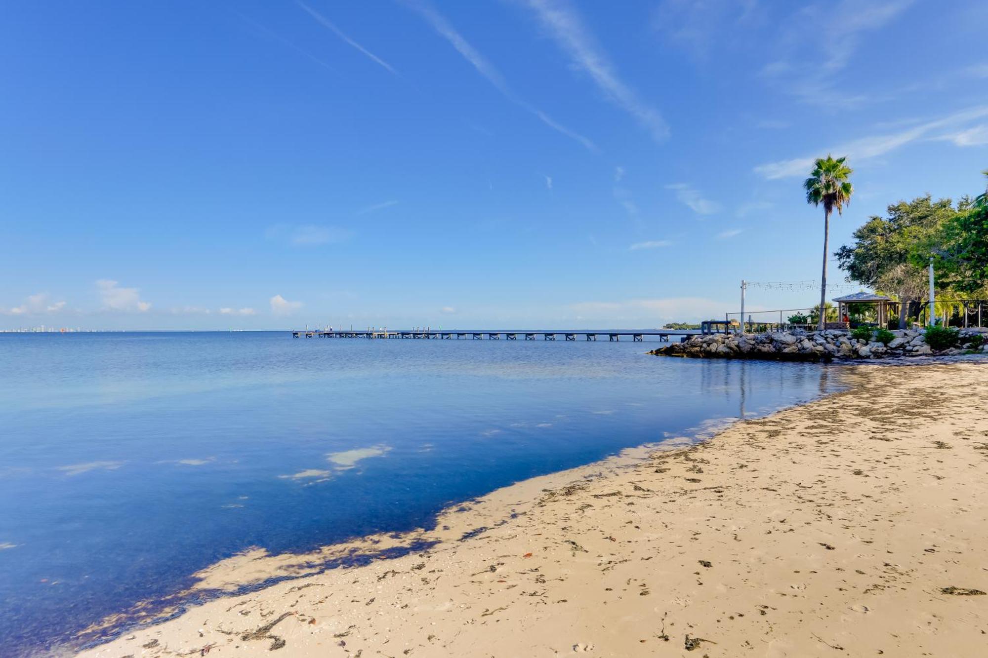Coastal-Zen Ruskin Retreat Less Than 1 Mi To Beach! ภายนอก รูปภาพ