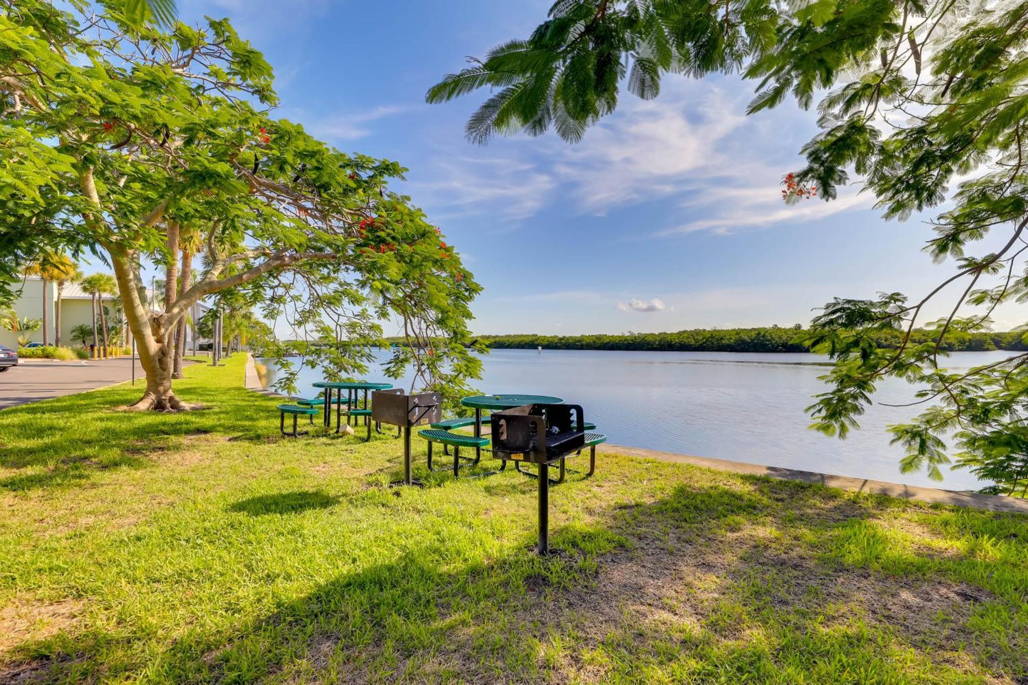 Coastal-Zen Ruskin Retreat Less Than 1 Mi To Beach! ภายนอก รูปภาพ